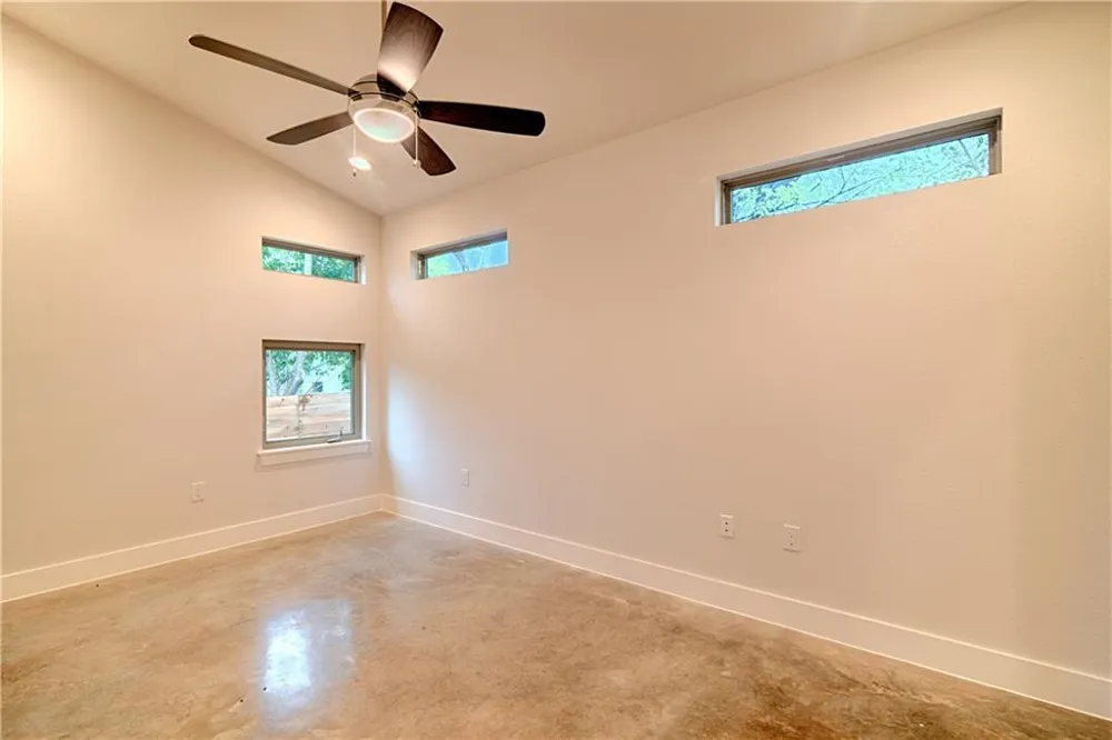 904 E 54th Street #B Austin, TX 78751