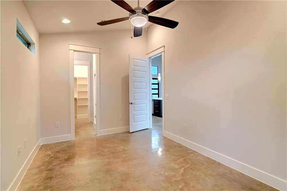 904 E 54th Street #B Austin, TX 78751