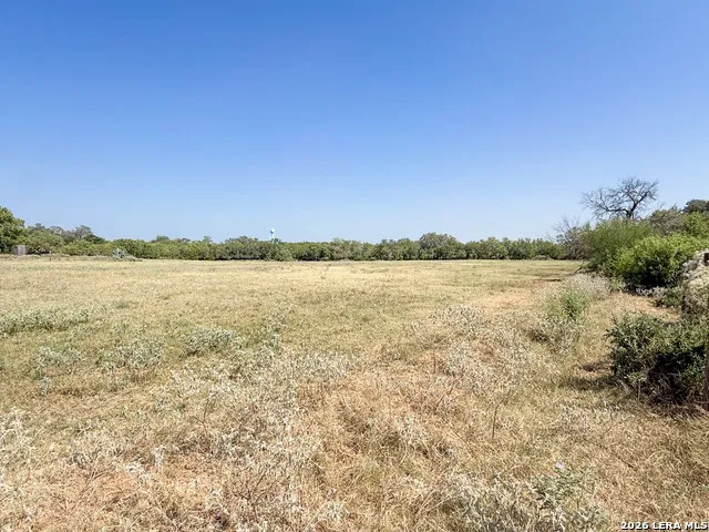 605 W County Road 678 Natalia, TX 78059