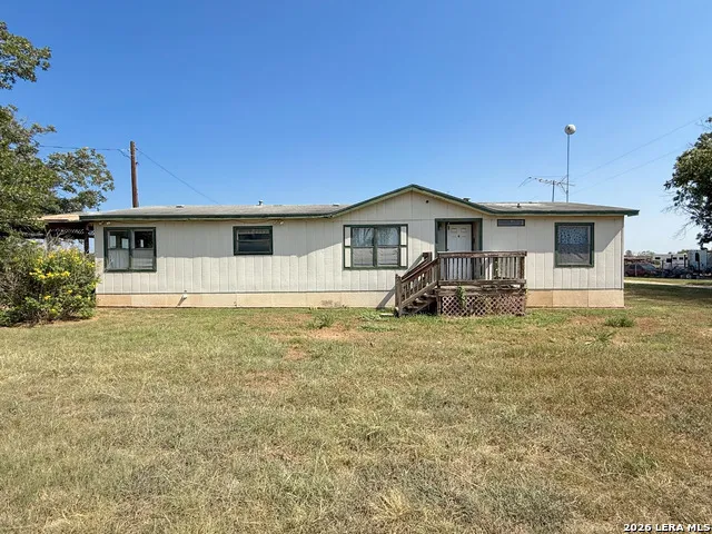 605 W County Road 678 Natalia, TX 78059
