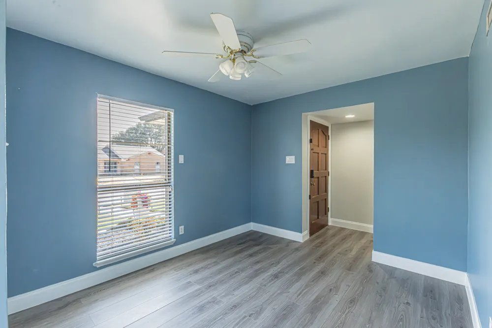 2901 Gayle Drive Garland, TX 75044
