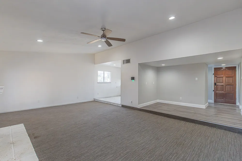2901 Gayle Drive Garland, TX 75044
