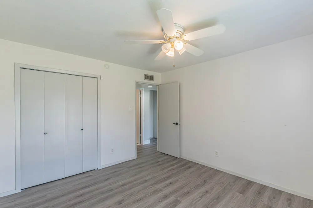2901 Gayle Drive Garland, TX 75044