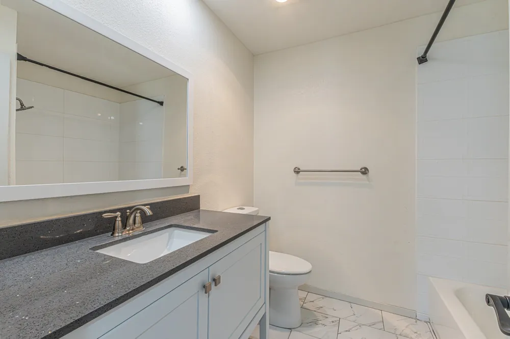 2901 Gayle Drive Garland, TX 75044