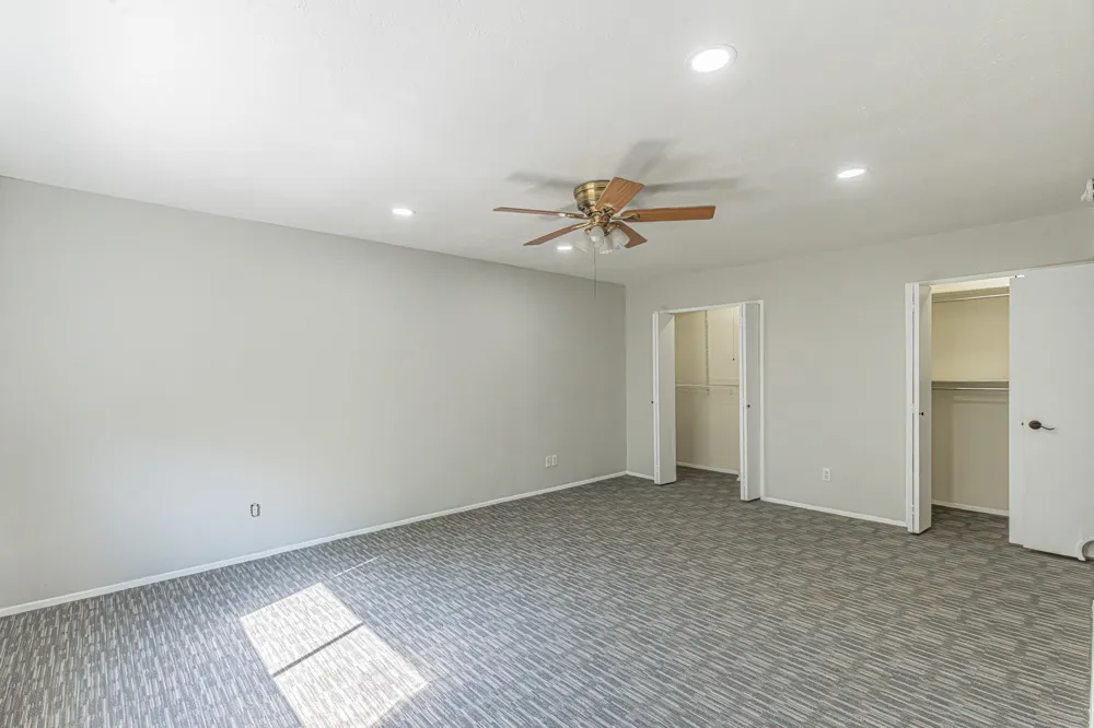 2901 Gayle Drive Garland, TX 75044
