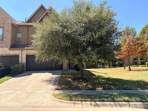 950 Brook Forest Lane