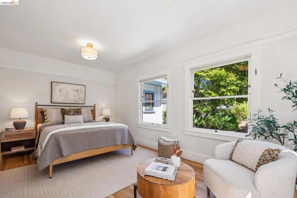 3027 Regent St Berkeley, CA 94705
