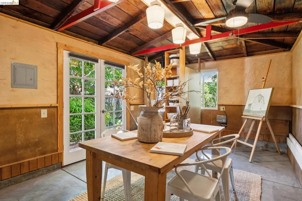 3027 Regent St Berkeley, CA 94705