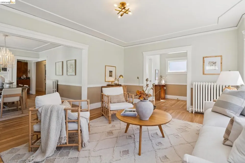 3027 Regent St Berkeley, CA 94705
