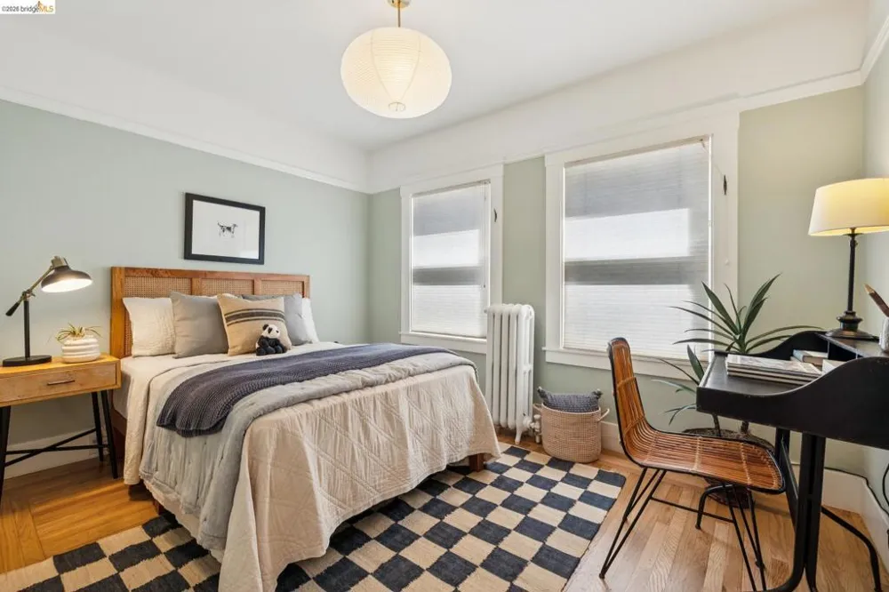 3027 Regent St Berkeley, CA 94705