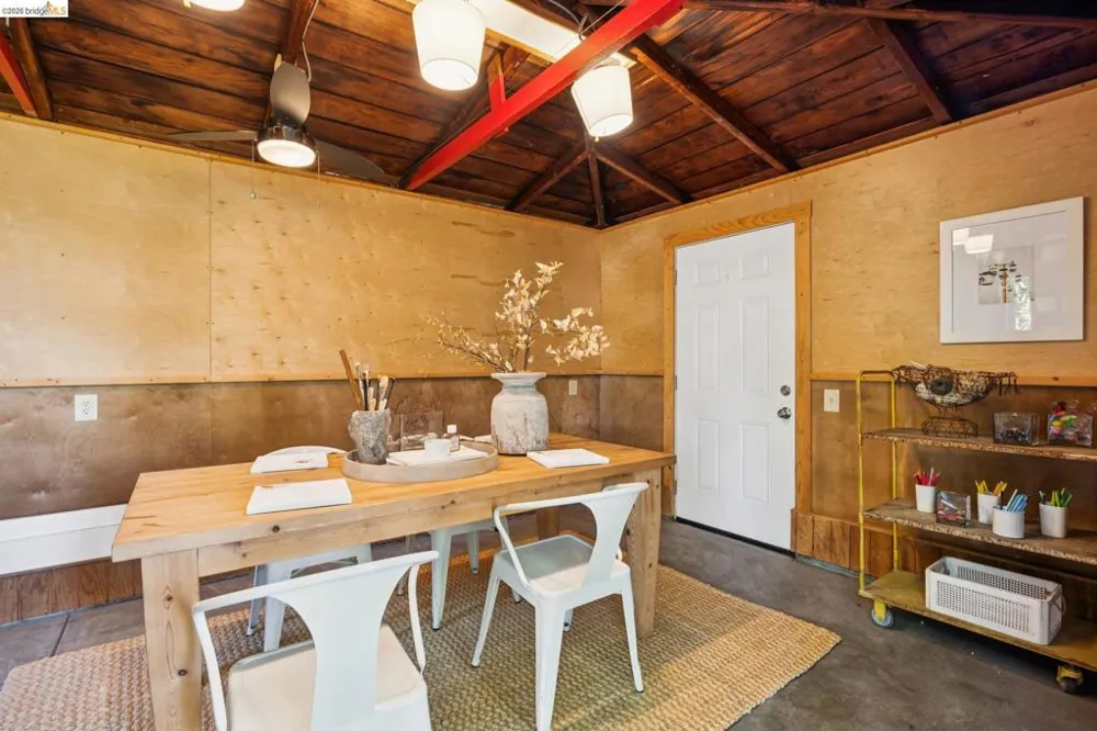 3027 Regent St Berkeley, CA 94705