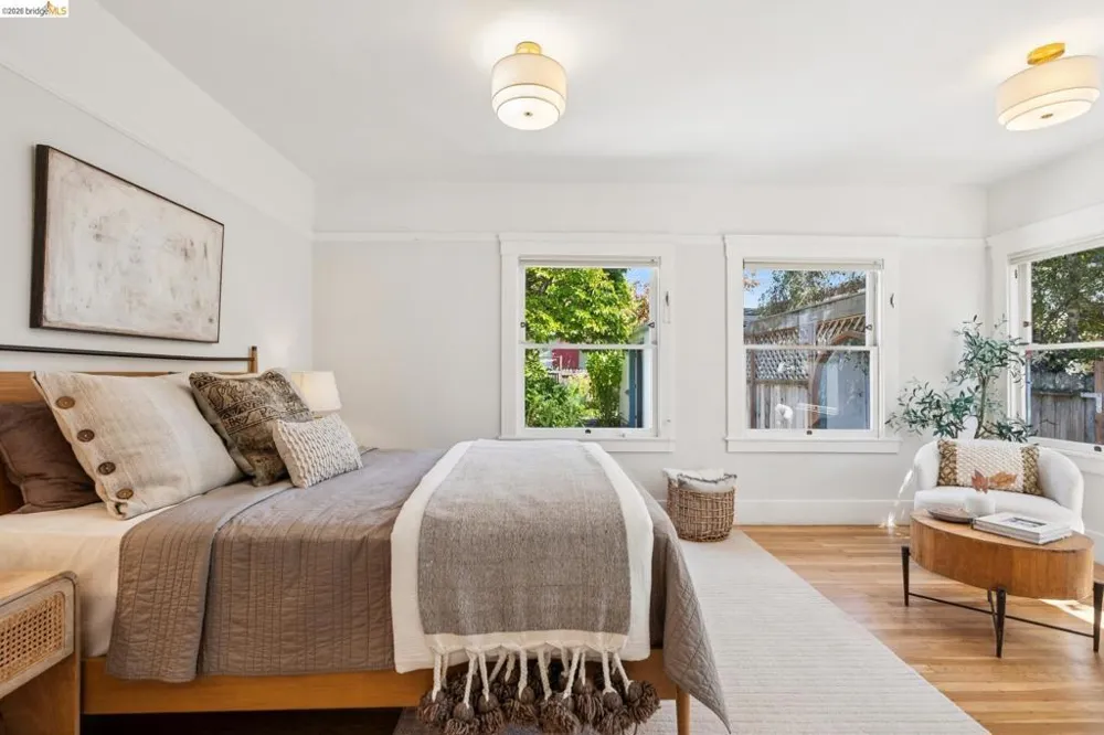 3027 Regent St Berkeley, CA 94705