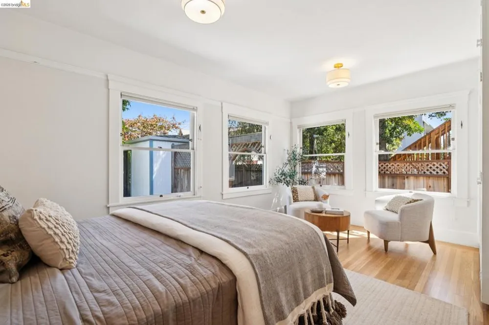 3027 Regent St Berkeley, CA 94705