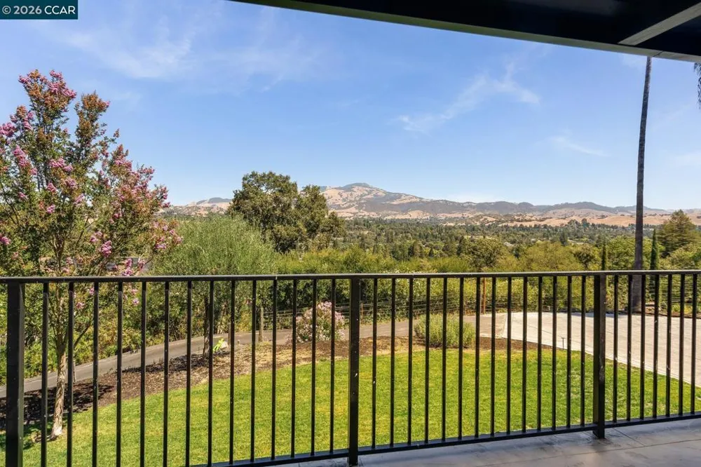 481 Montcrest Pl Danville, CA 94526