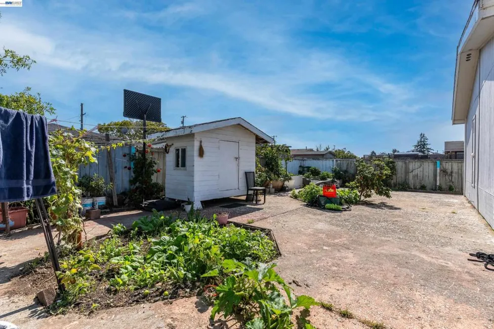 628 S 17Th St Richmond, CA 94804
