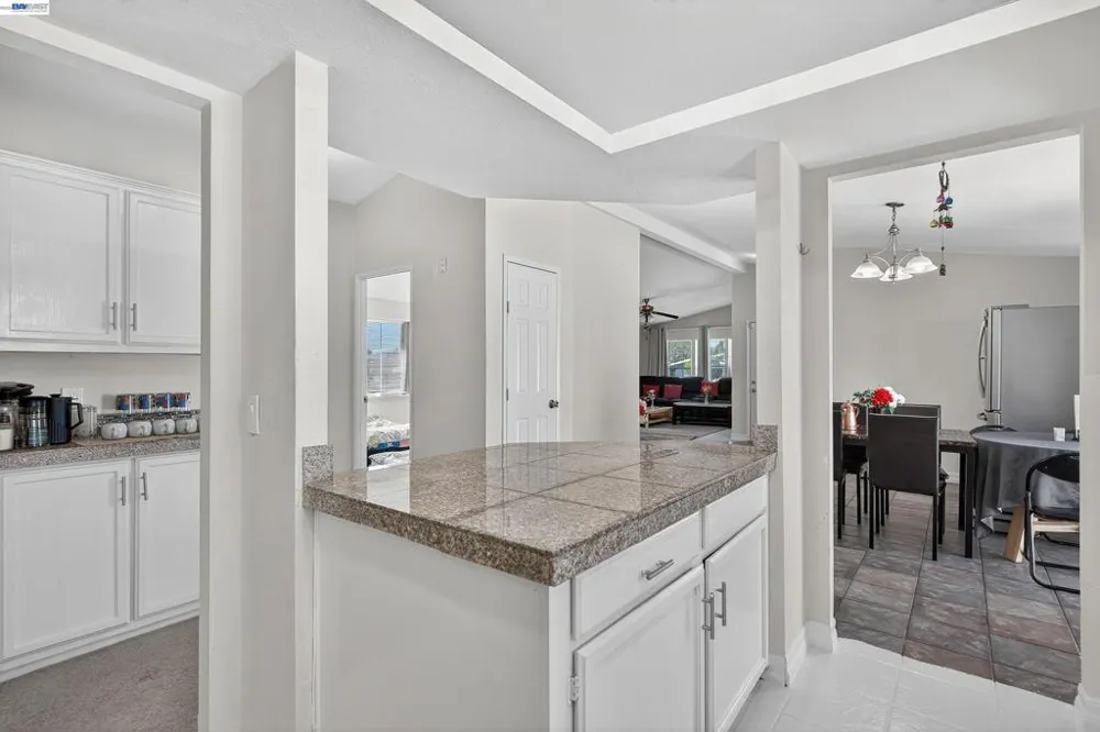628 S 17Th St Richmond, CA 94804