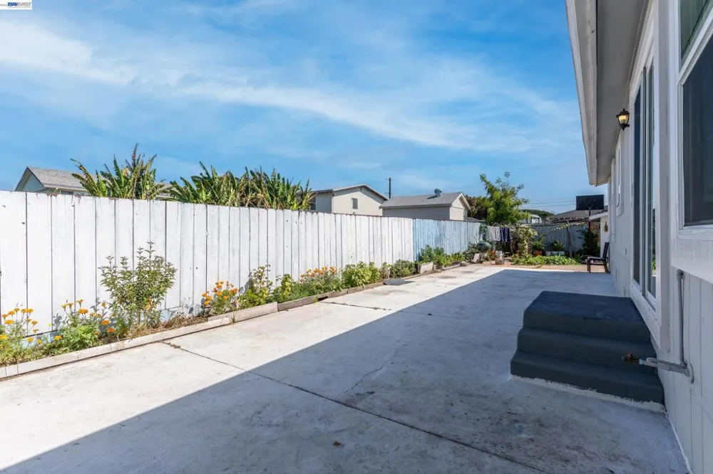 628 S 17Th St Richmond, CA 94804