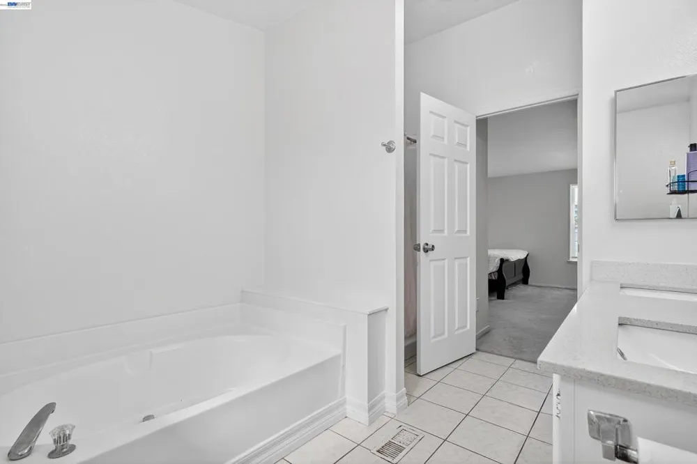 628 S 17Th St Richmond, CA 94804