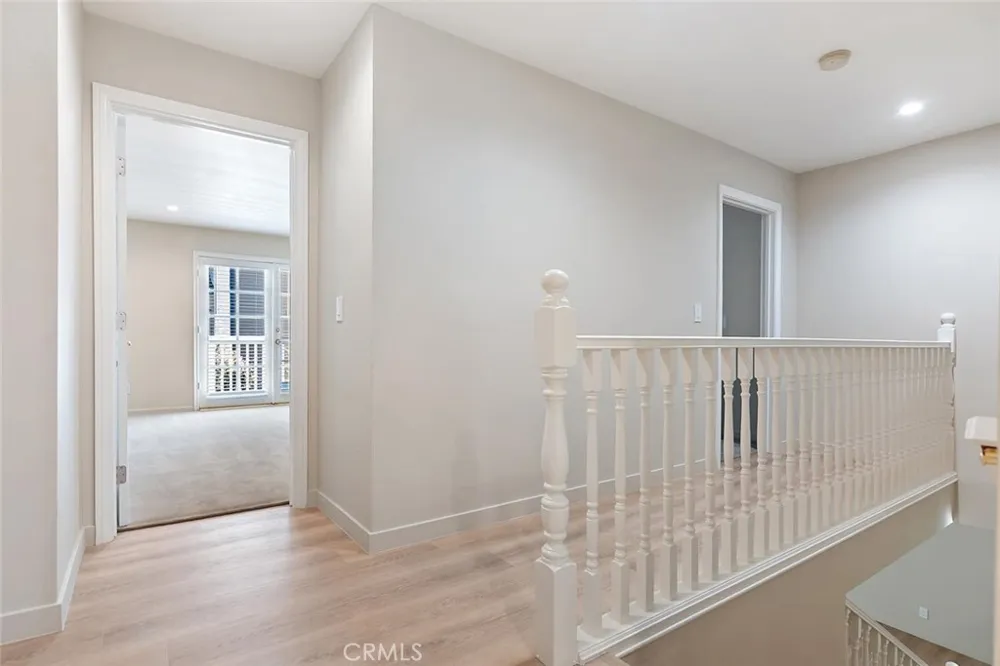 18850 Hatteras Tarzana, CA 91356