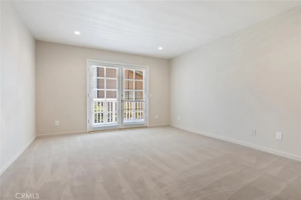 18850 Hatteras Tarzana, CA 91356