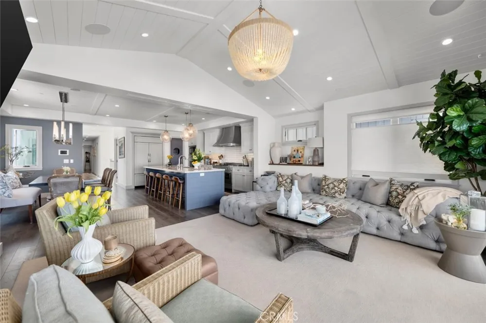 2618 Manhattan Hermosa Beach, CA 90254