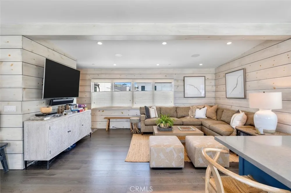 2618 Manhattan Hermosa Beach, CA 90254