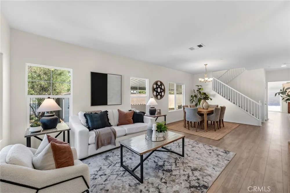 10957 Coalinga Montclair, CA 91763