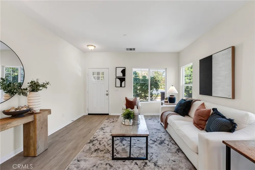 10957 Coalinga Montclair, CA 91763