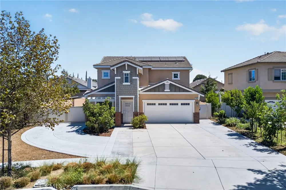 10957 Coalinga Montclair, CA 91763