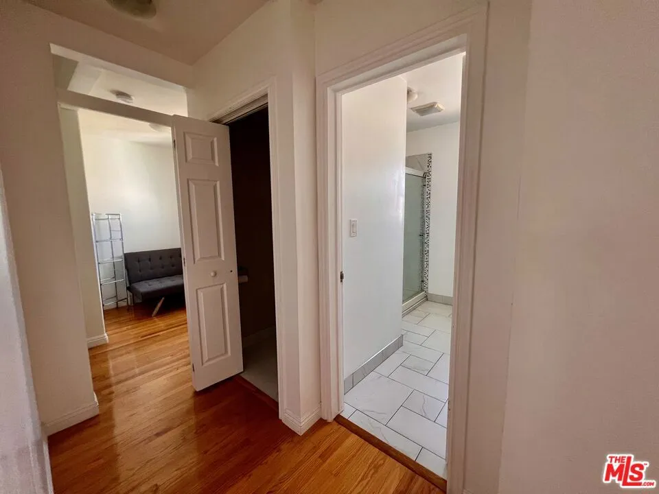 2333 S Garth Avenue #1/2 Los Angeles, CA 90034