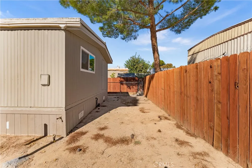 3300 15th W #254 Rosamond, CA 93560