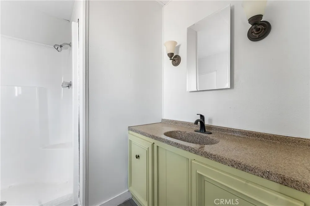 3300 15th W #254 Rosamond, CA 93560