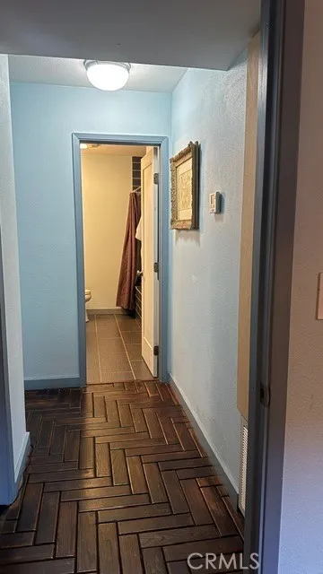 1230 Sweetzer #114 West Hollywood, CA 90069