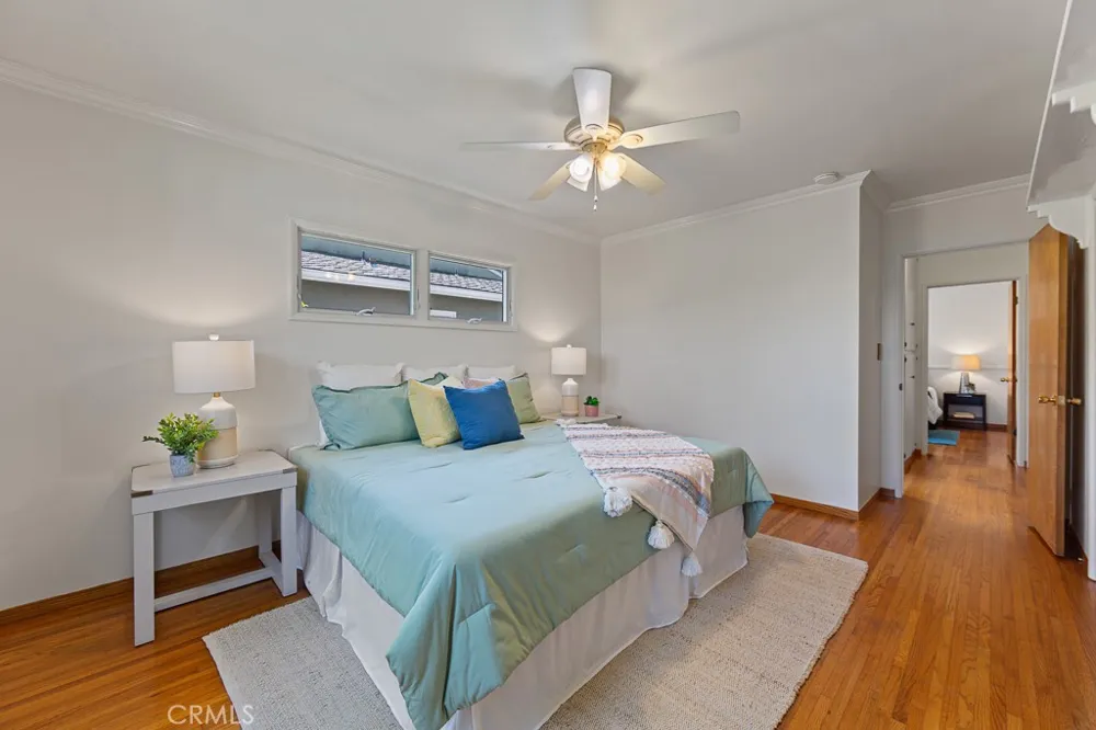868 Stevely Long Beach, CA 90815