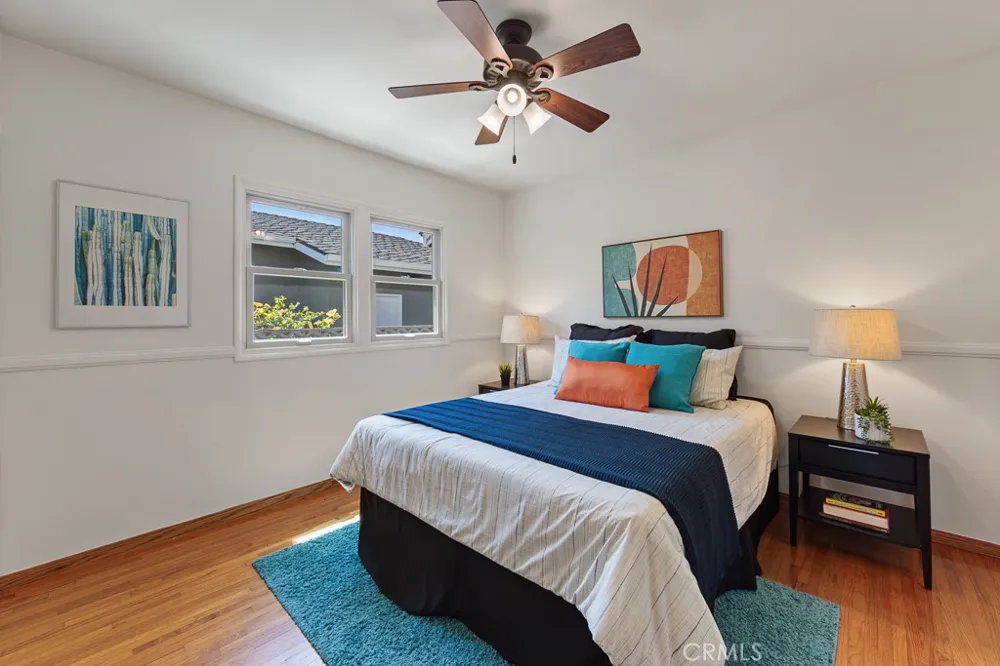 868 Stevely Long Beach, CA 90815
