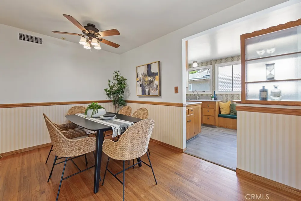 868 Stevely Long Beach, CA 90815