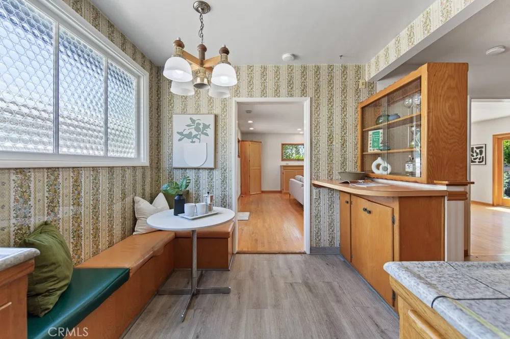 868 Stevely Long Beach, CA 90815