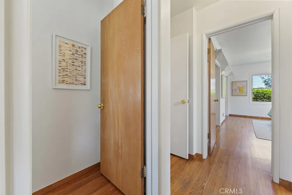 868 Stevely Long Beach, CA 90815