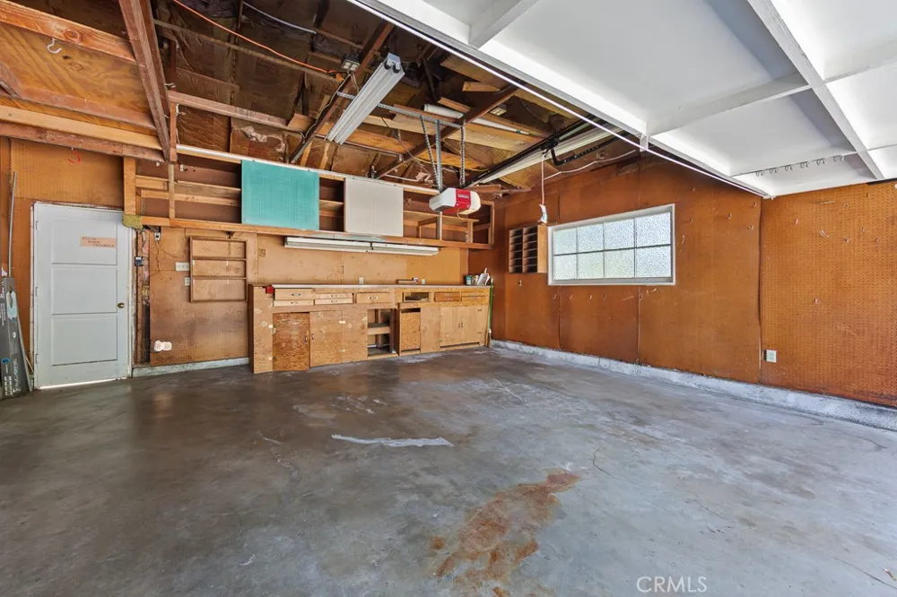 868 Stevely Long Beach, CA 90815