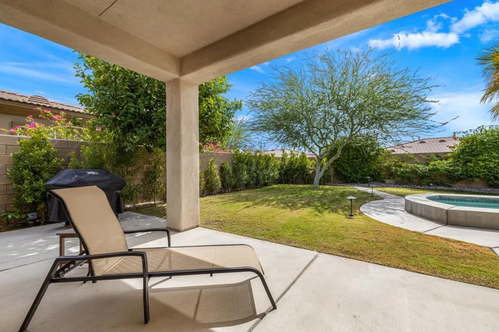74053 Chinook Circle Palm Desert, CA 92211