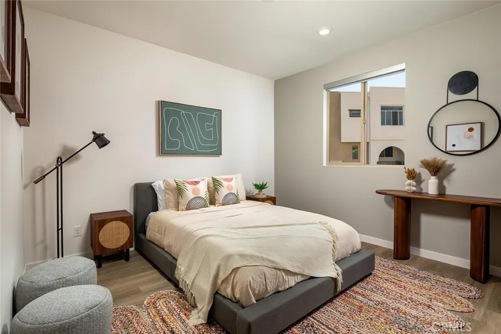 27849 S Jameson Drive San Pedro, CA 90732