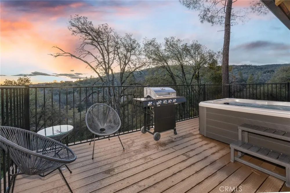42442 Buckeye Oakhurst, CA 93644