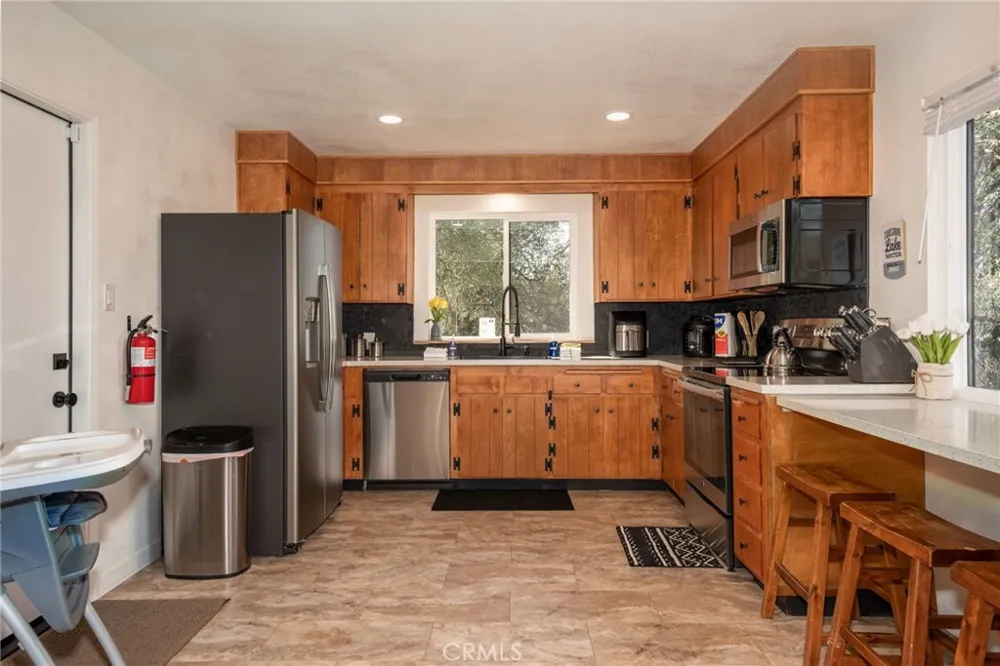 42442 Buckeye Oakhurst, CA 93644