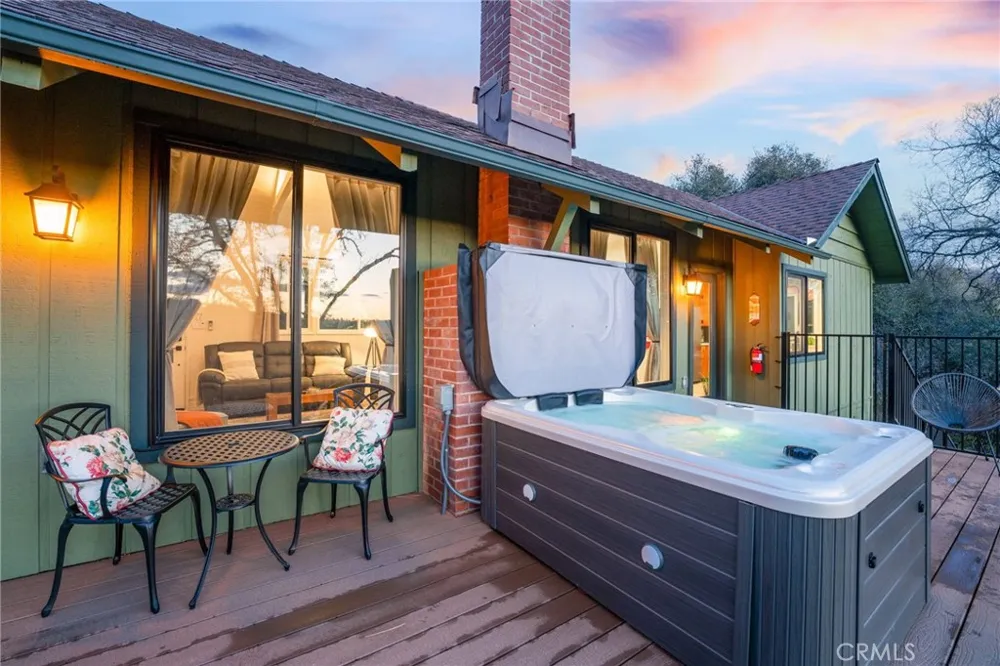 42442 Buckeye Oakhurst, CA 93644