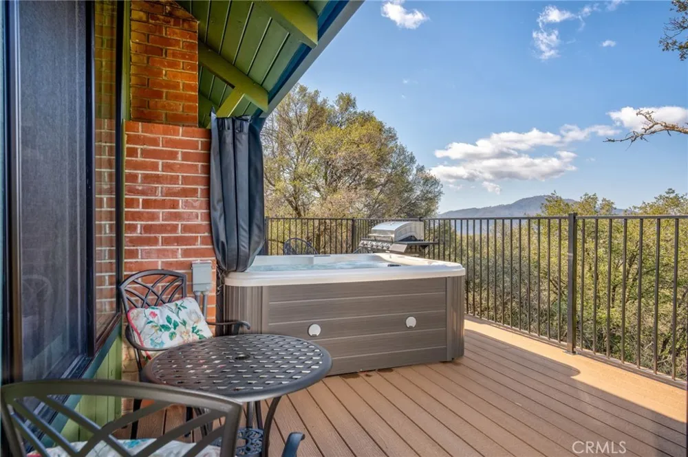 42442 Buckeye Oakhurst, CA 93644