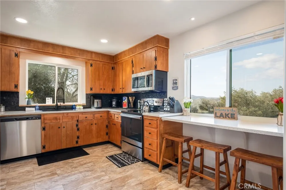 42442 Buckeye Oakhurst, CA 93644