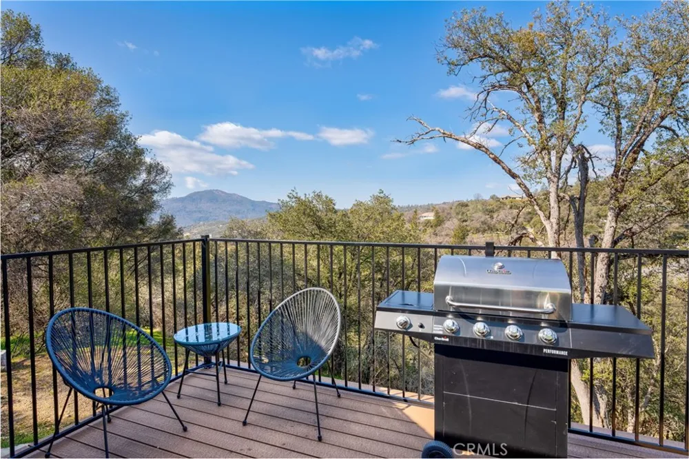 42442 Buckeye Oakhurst, CA 93644