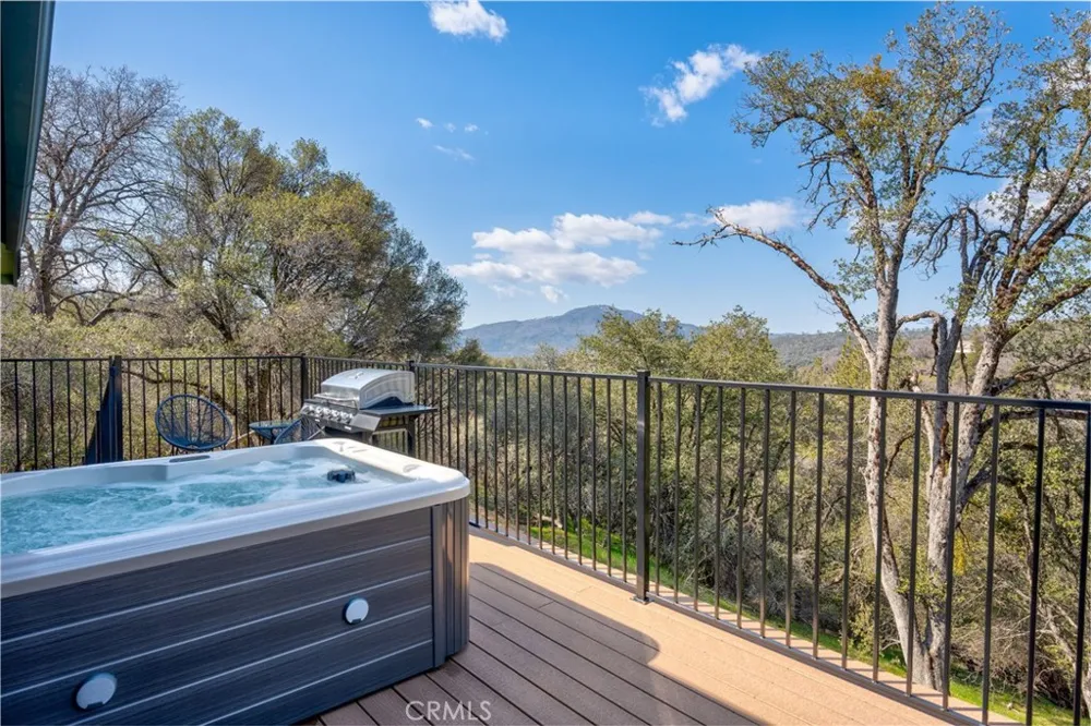 42442 Buckeye Oakhurst, CA 93644