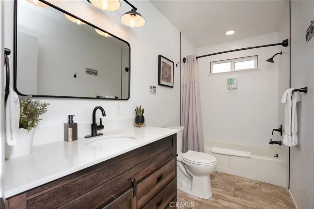 42442 Buckeye Oakhurst, CA 93644