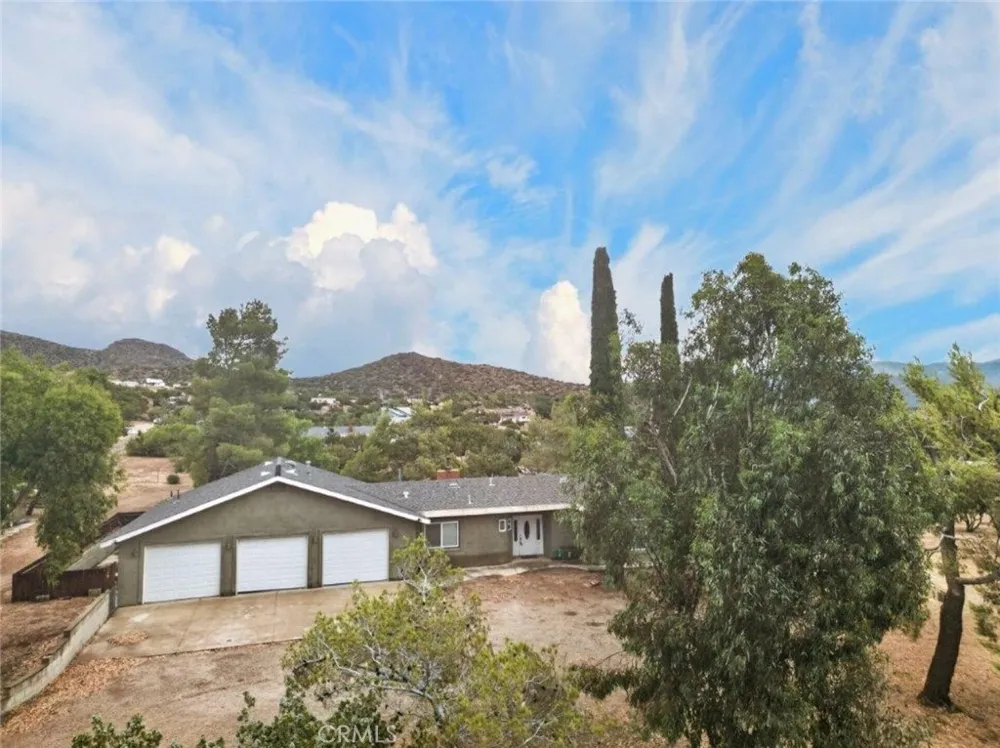 34716 Violan Street Acton, CA 93510